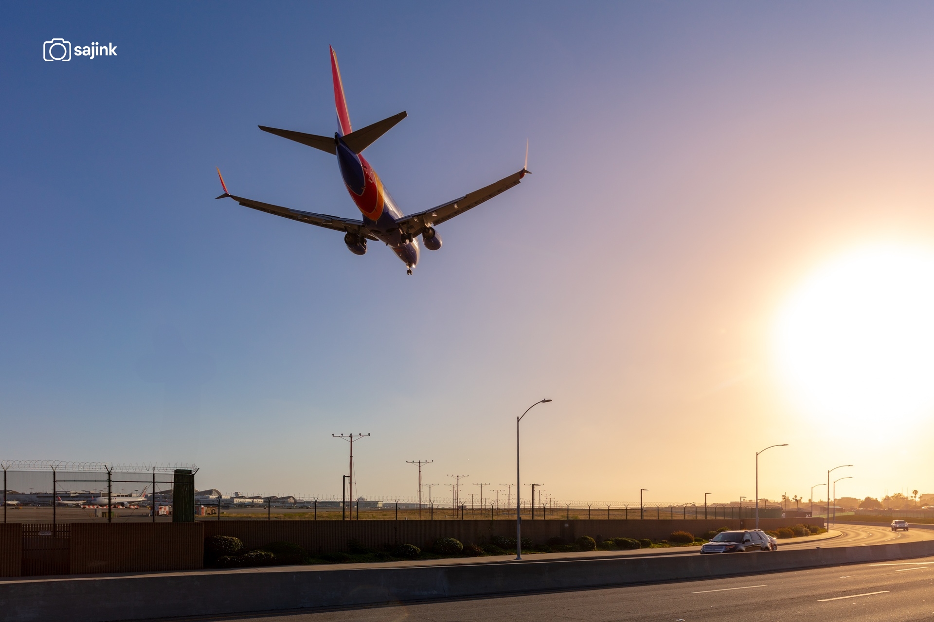 Southwest B737 Landing at LAX, California