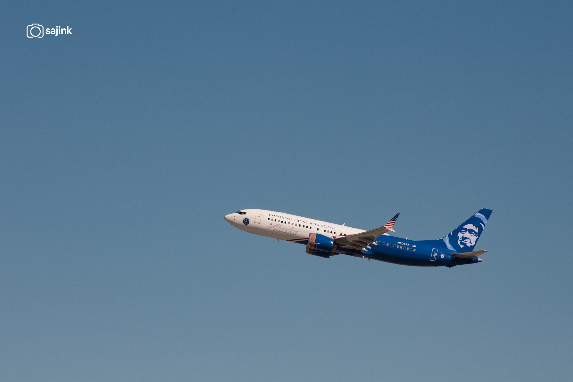 Alaska Airlines “Honoring Those Who Serve” Livery Takes Off from LAX